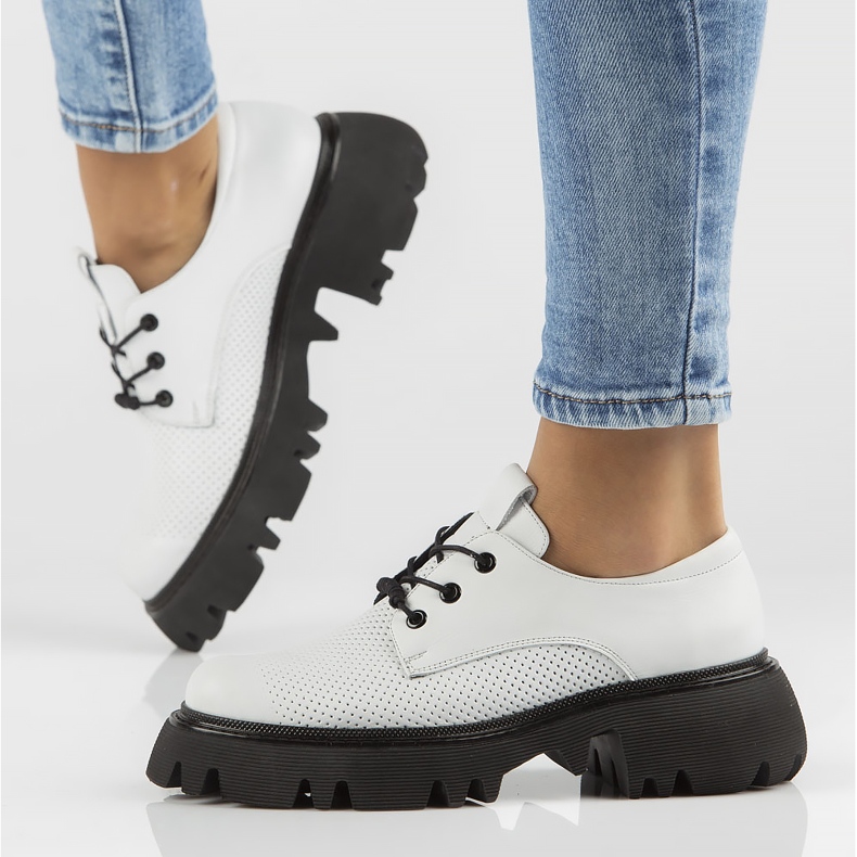 Kožne cipele Filippo DP3909 / 22 Wh bijele bijela 1