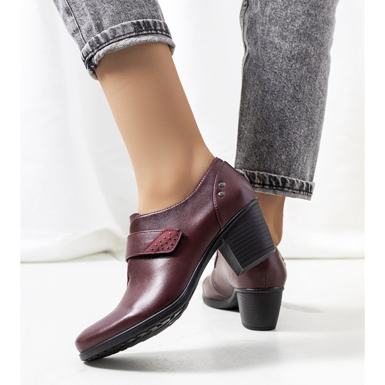 Kestenjaste broge na Belia postu crvena raznobojna 1