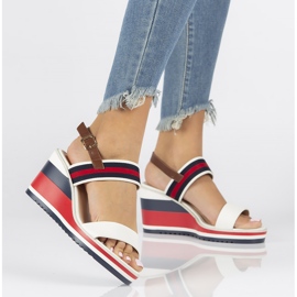 Sandale na klin Filippo DS2094 / 22 Wh Nv bijele bijela crvena mornarsko plava 2