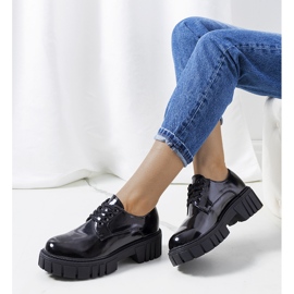 Crno lakirane cipele Cardero crna 1