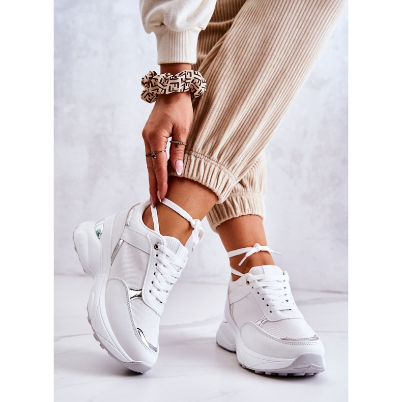 PG1 Ženske sjajne sportske cipele na klin, bijele aktivnosti bijela srebro 2