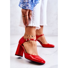 PG1 Modne lakirane pumpice na crvenom maoris baru crvena 1
