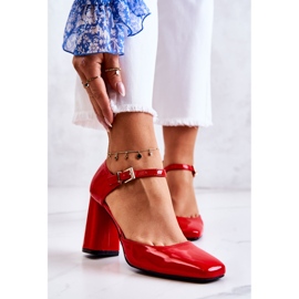 PG1 Modne lakirane pumpice na crvenom maoris baru crvena 2