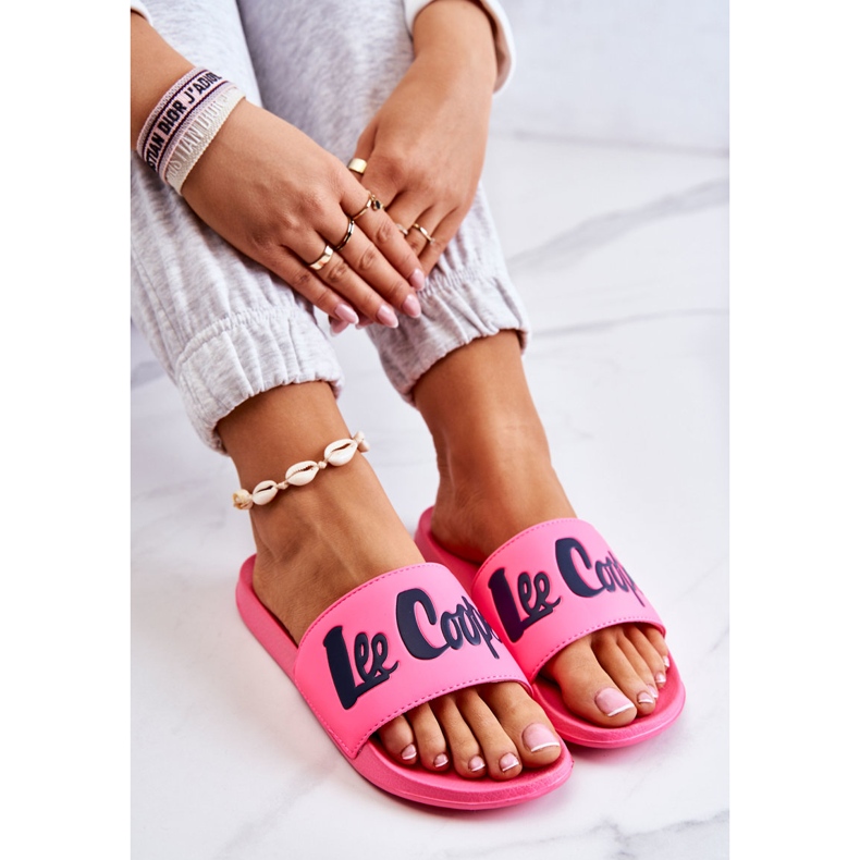 Ženske papuče Lee Cooper LCW-22-42-1000 Neon Pink ružičasta 2