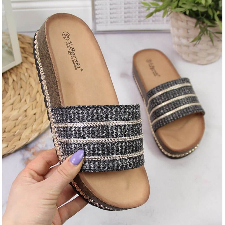 Crne papuče s platformom W S. Barski crno 1