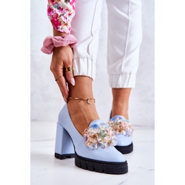 PA2 Elegantne pumpice s glatkim plavim ukrasom Caterine plava 1