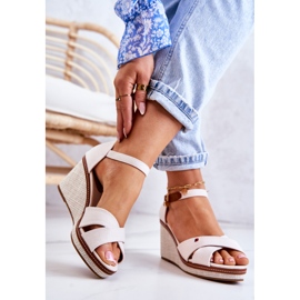 PS1 Ženske sandale na klin bež Veenus 2