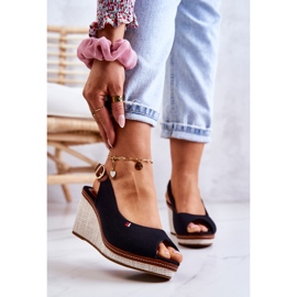 PS1 Ženske udobne sandale s kopčom crne Thallas crno 1