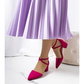 Ružičaste pumpice na Hyde postu ružičasta 1