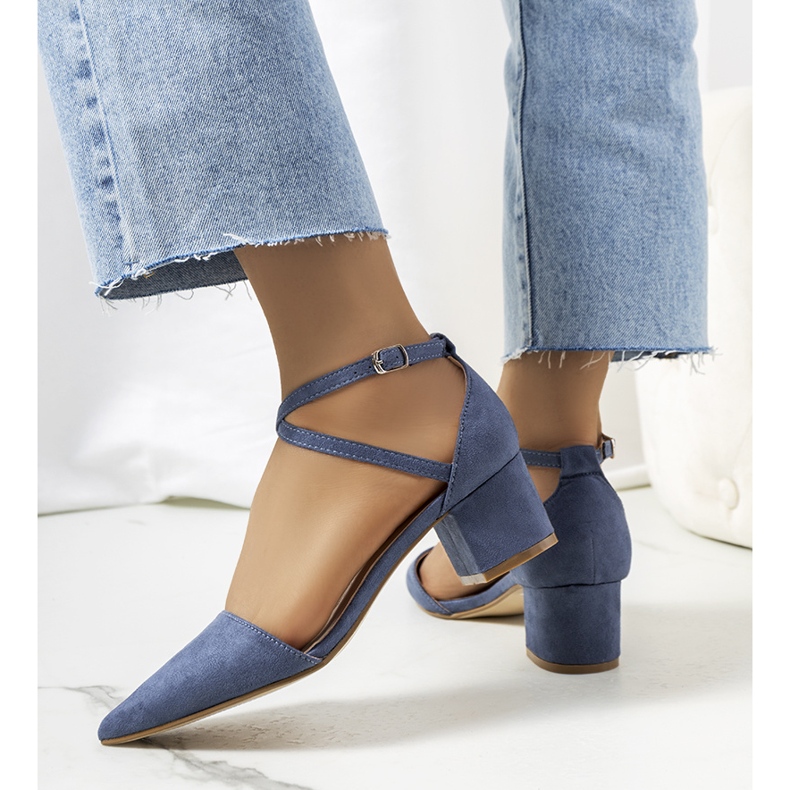 Plave pumpice na Hyde postu plava 1