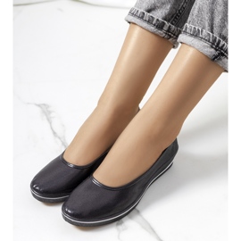 Crne sjajne tenisice na Weide klin crna 1