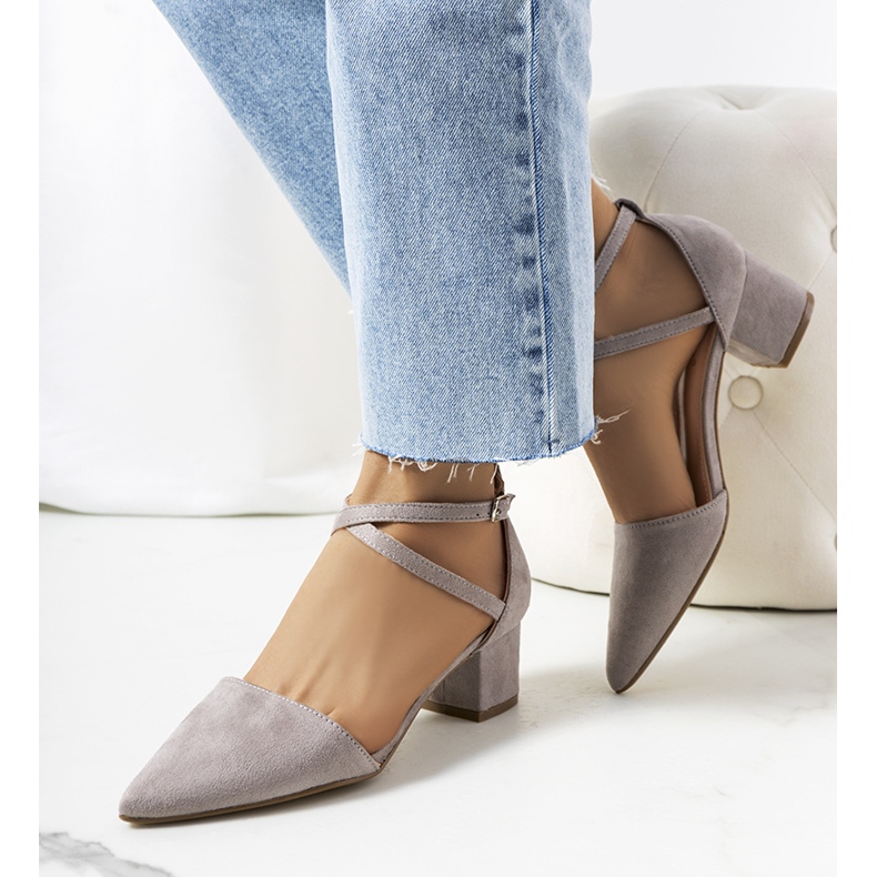 Sive pumpice na Hyde postu siva 1