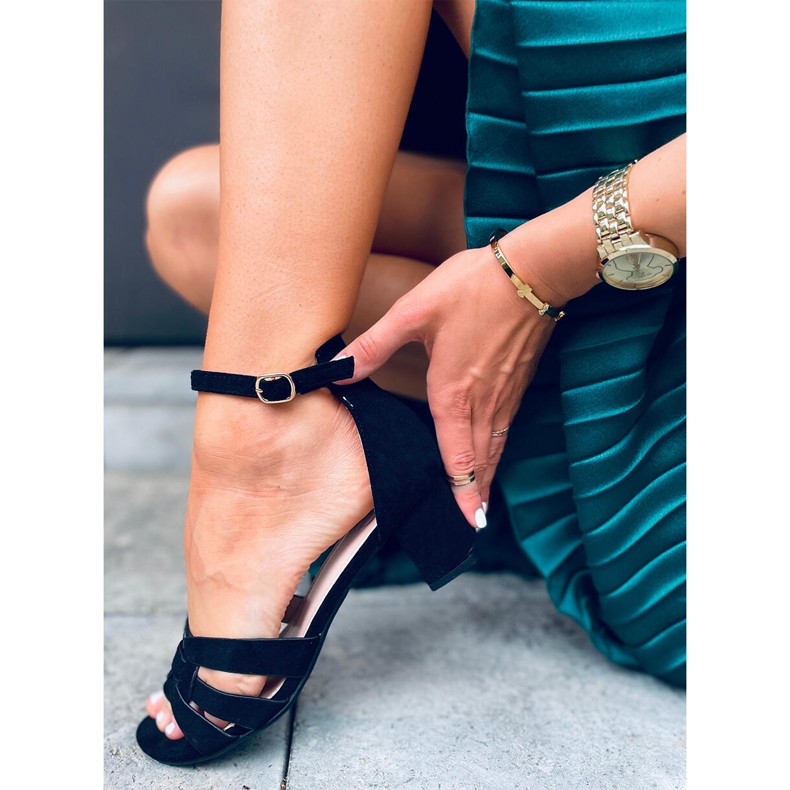 Avium crne sandale na petu crna 1