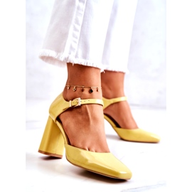 PG1 Modne lakirane pumpice na žutom maoris baru žuta boja 1