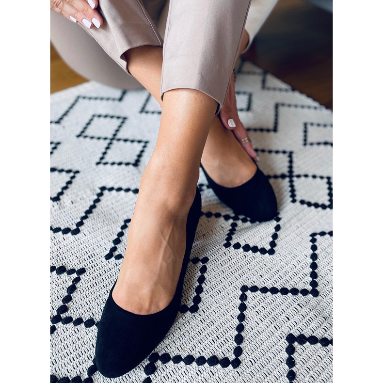 Cipele na niske pete Phoebe Black crna 1