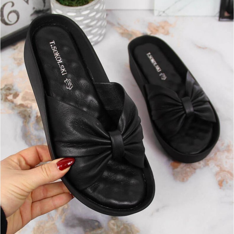 Kožne papuče na klin T.Sokolski W SCA162A crne crna 1