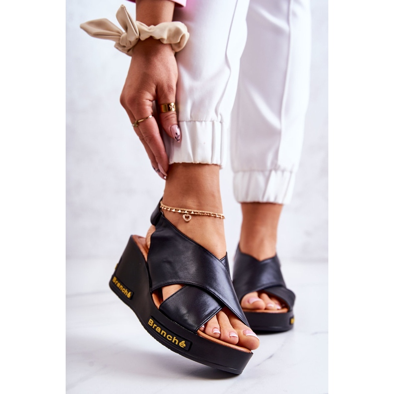 Vinceza Ženske sandale s čičak crnim Amaze crna 1