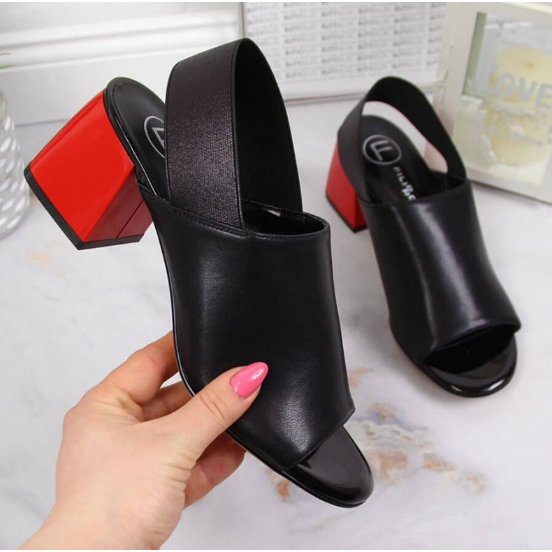 Kožne sandale s gumicom Filippo W PAW352 crne crno 1