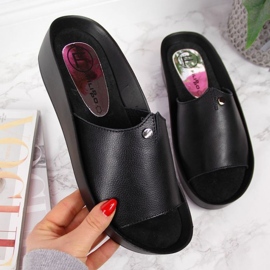 Kožne papuče na platformi Filippo W PAW199A crne crna 1