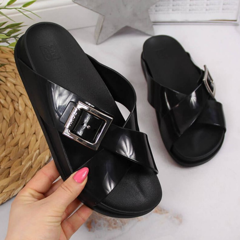 Meliski Zaxy JJ285055 crne papuče za plažu crno 1