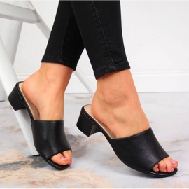 Papuče na blok Sergio Leone W SK375A crne crna 2