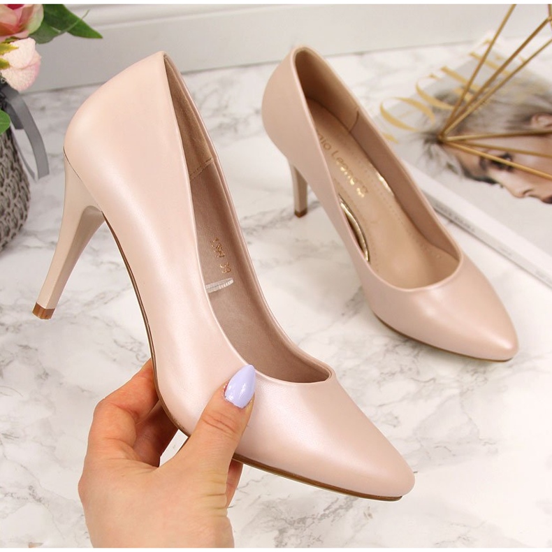 Pumpe na bež biserni stiletto Sergio Leone 1