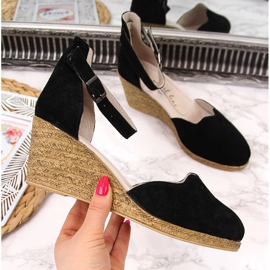 Kožne ženske sandale na crni klin Filippo crno 2