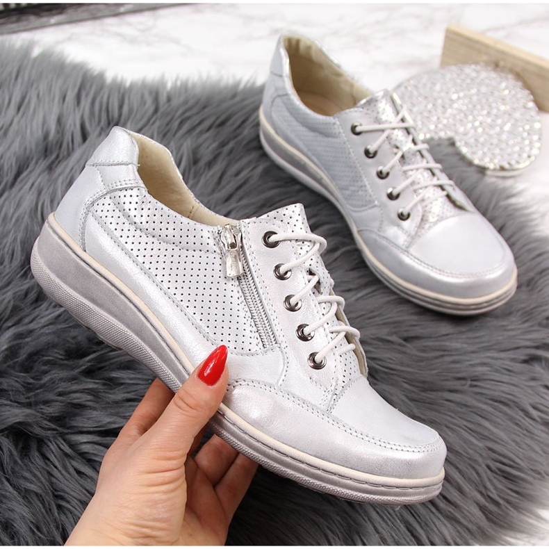 Kožne ženske cipele sa patentnim zatvaračem, srebrne Helios 357 srebro 2