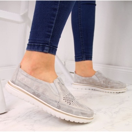 Ženske zlatne ažurne kožne cipele Jezzi zlatni 2