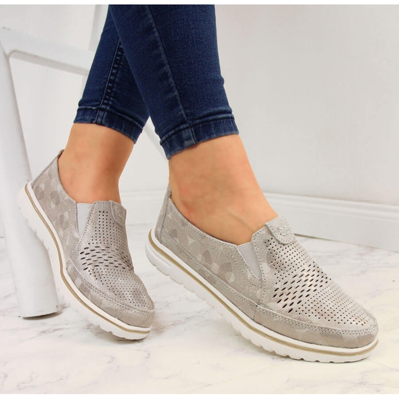 Ženske zlatne ažurne kožne cipele Jezzi zlatni 1