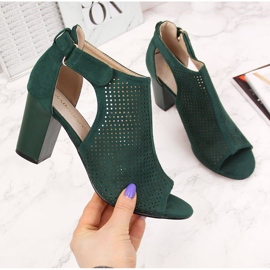 Zelene ženske sandale Sabatina na čičak zelena 1