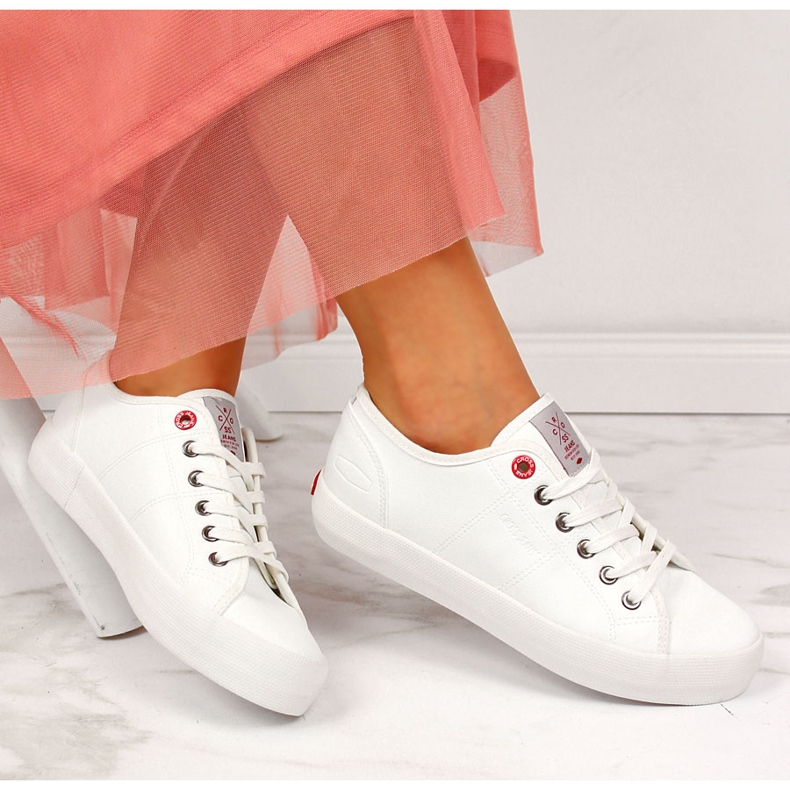 Ženske tenisice niske eko kože bijele Cross Jeans II2R4004C bijela 1