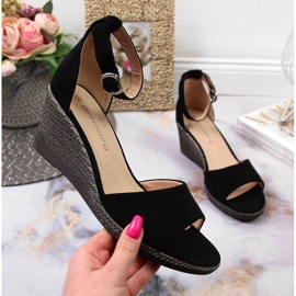 Ženske crne sandale na klin Potocki crna 1