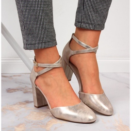 Ženske sandale na zlatnom stupu Sergio Leone zlatna 1