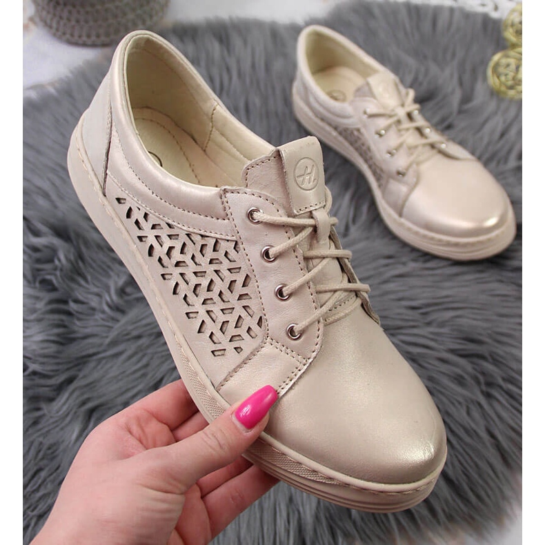 Udobne ženske cipele od kože, zlatni Helios 375 zlatna 1