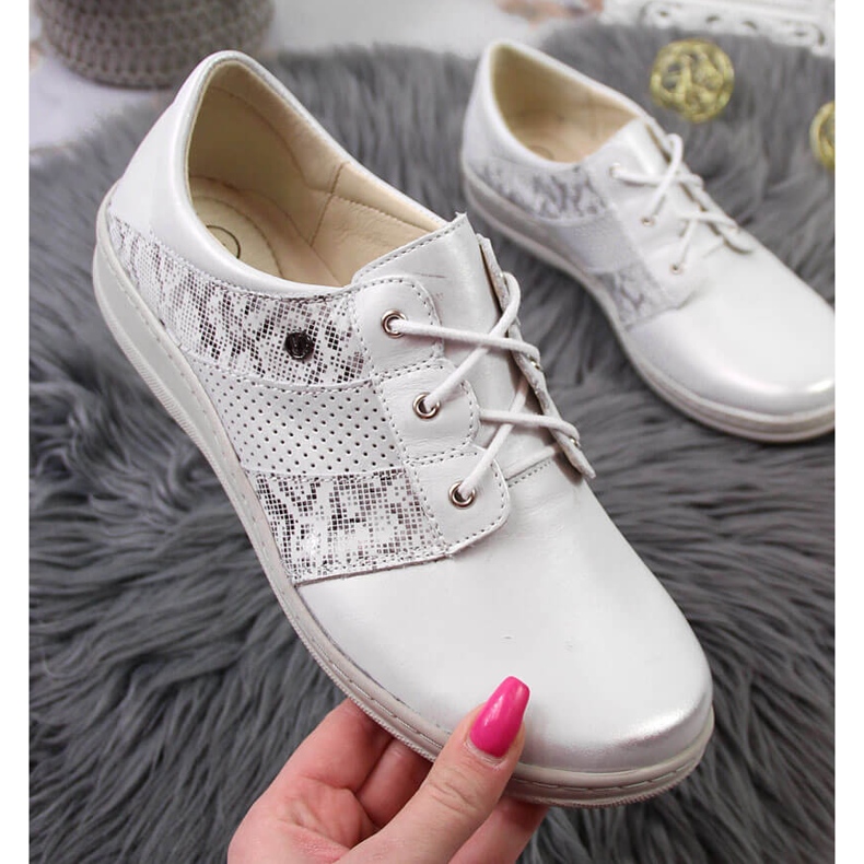 Udobne ženske kožne cipele, srebrni Helios 399 srebro 1