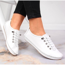 Ženske slip-on cipele od bijele kože Artiker 1