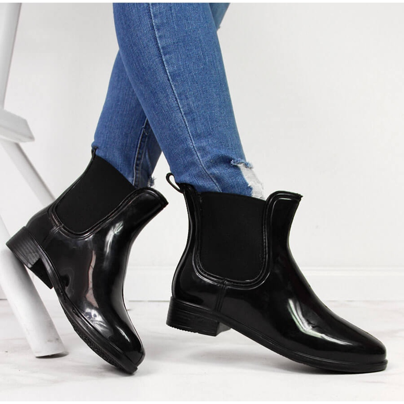 Ženske galoše crne lakirane Jodhpur čizme T.Sokolski crna 1