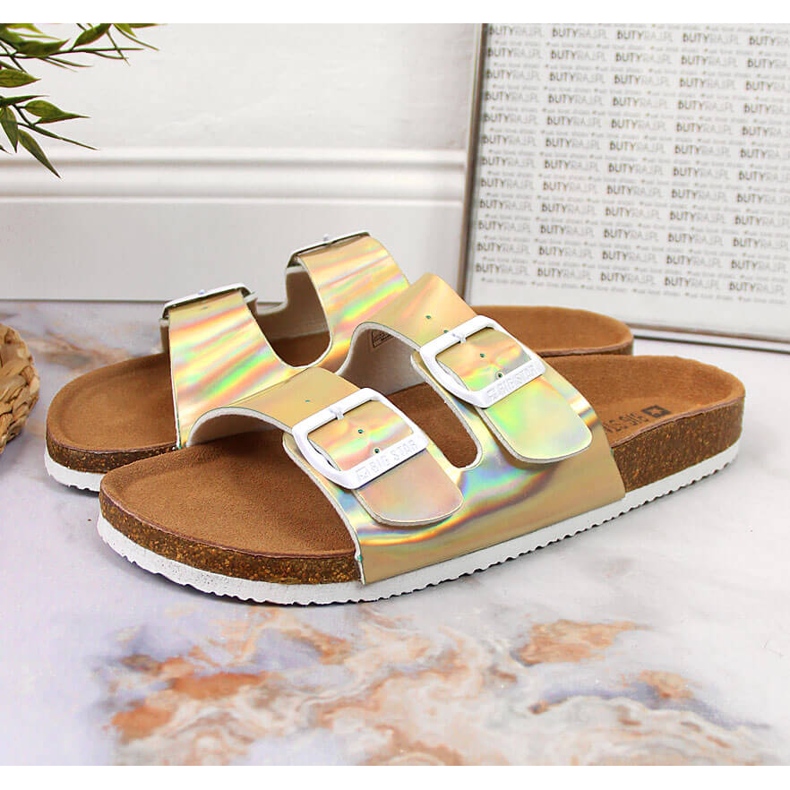 Ženske zlatne papuče s kopčama Big Star HH274896 zlatna 1