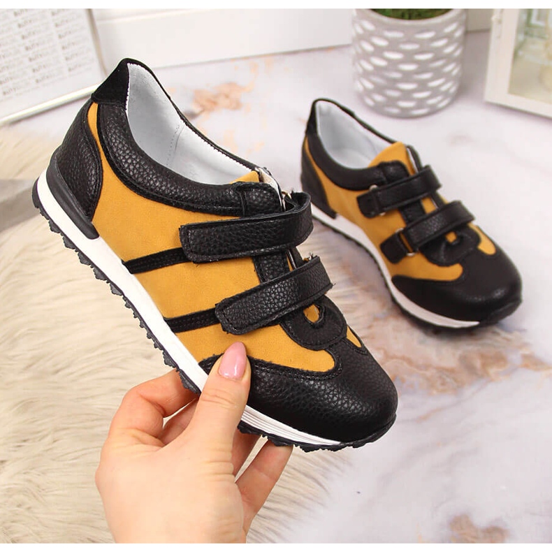 Dječačke cipele s čičak devom Kornecki 6291 crna višebojan 1