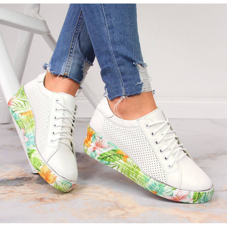 Ženske kožne cipele na klin bijeli Artiker bijela 1