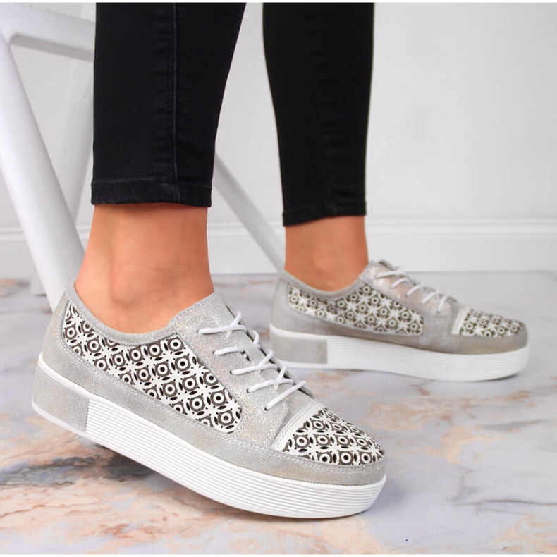 Ženske zlatne ažurne kožne cipele Filippo 2