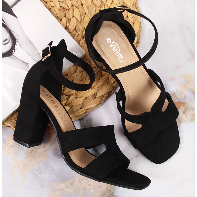 Crne ženske sandale eVento na stup crno 2