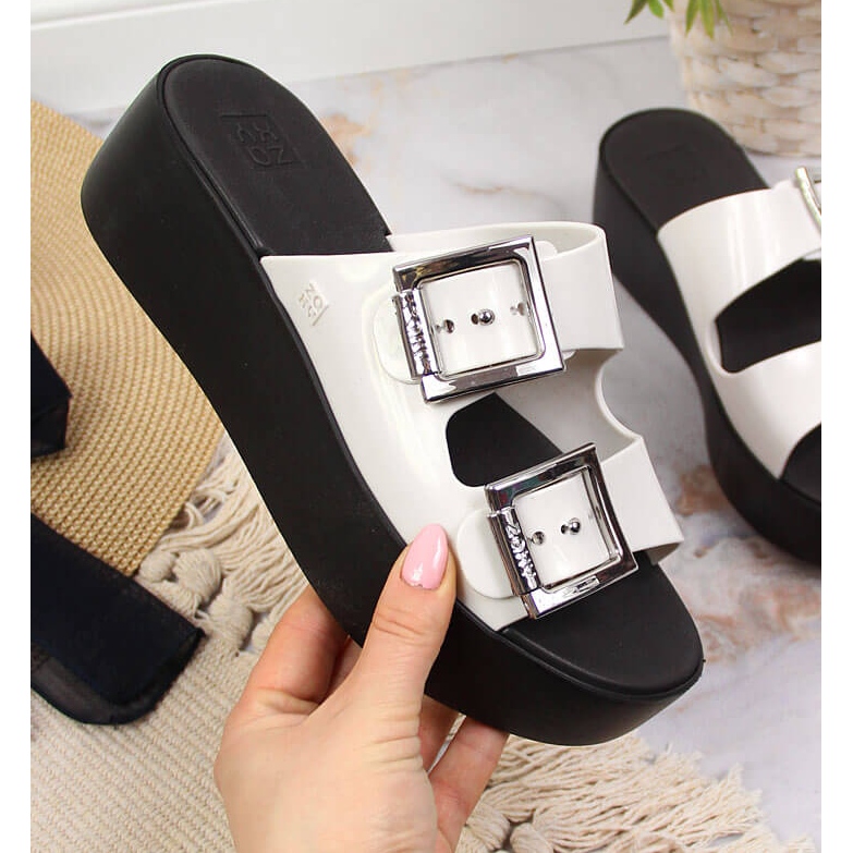 Ženske gumene papuče na platformi Zaxy HH285181 bijela 1