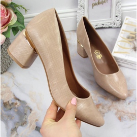 Pumpe na ukrasnom bež Jezzi stupcu 1