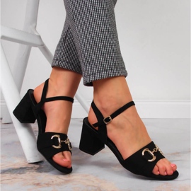 S.Barski Crne ženske sandale na kolčiću s ornamentom S. Barskog crno 1