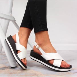 Bijele Vinceza ženske sandale na klin potpeticu bijela 1