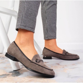 Ženske niske cipele mokasine sa sivim Jezzi ukrasom siva 2