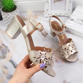 Ženske sandale na zlatnom stupu Jezzi zlatni 1