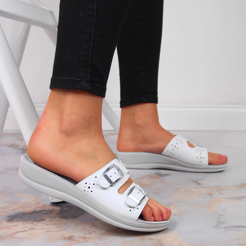 Ženske bijele Inblu sanitarne papuče na klin bijela 2